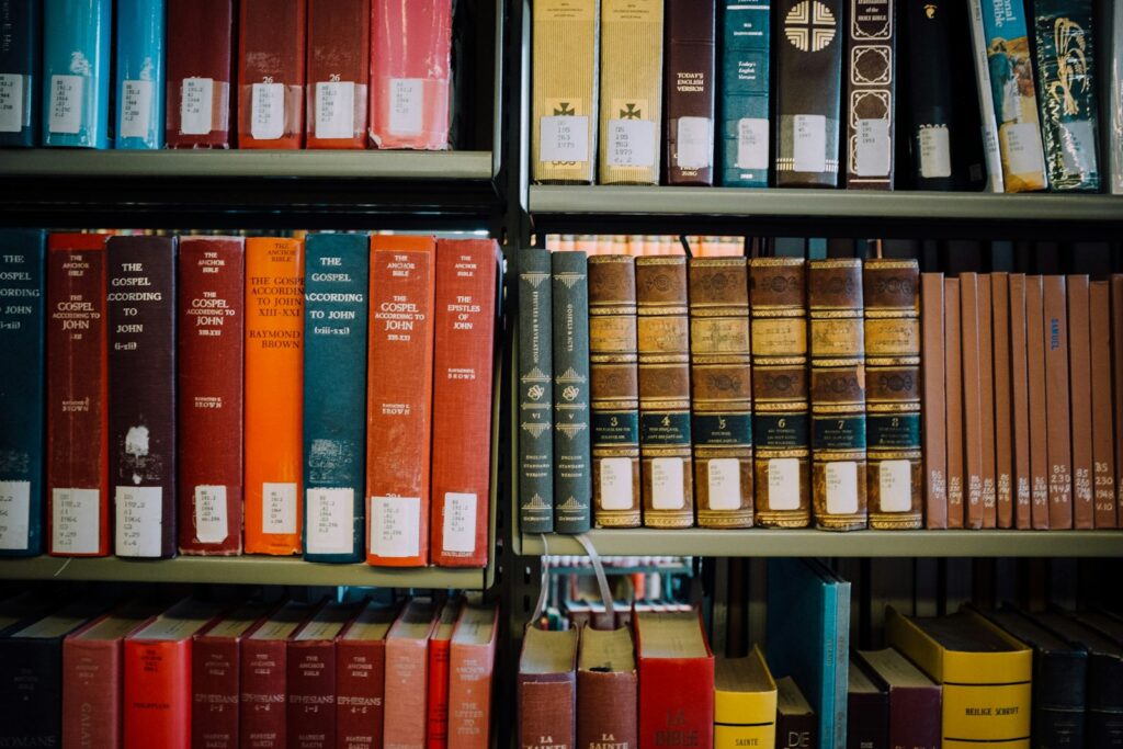 Photo by Jonathan Simcoe assorted-title books on shelf